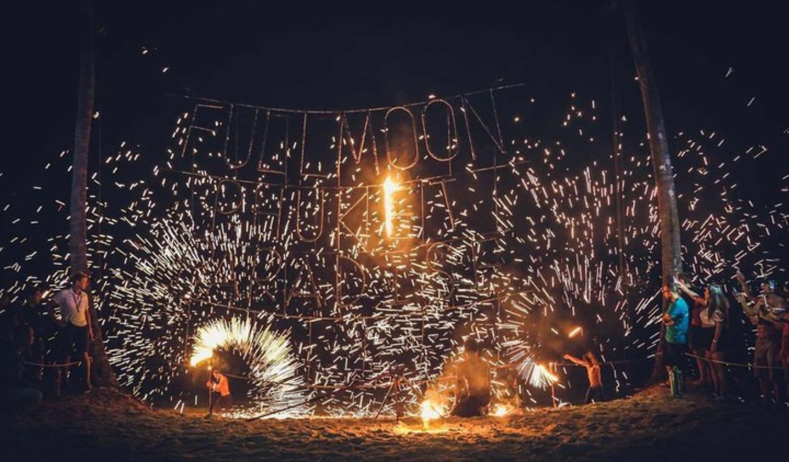 Top Thailand Travel Experiences: Beaches, Resorts, and the Famous Full Moon Party